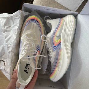 APL Women’s Streamline Shoes